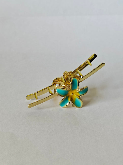 Anti-Tarnish Floral Clutcher (Multi-Color)